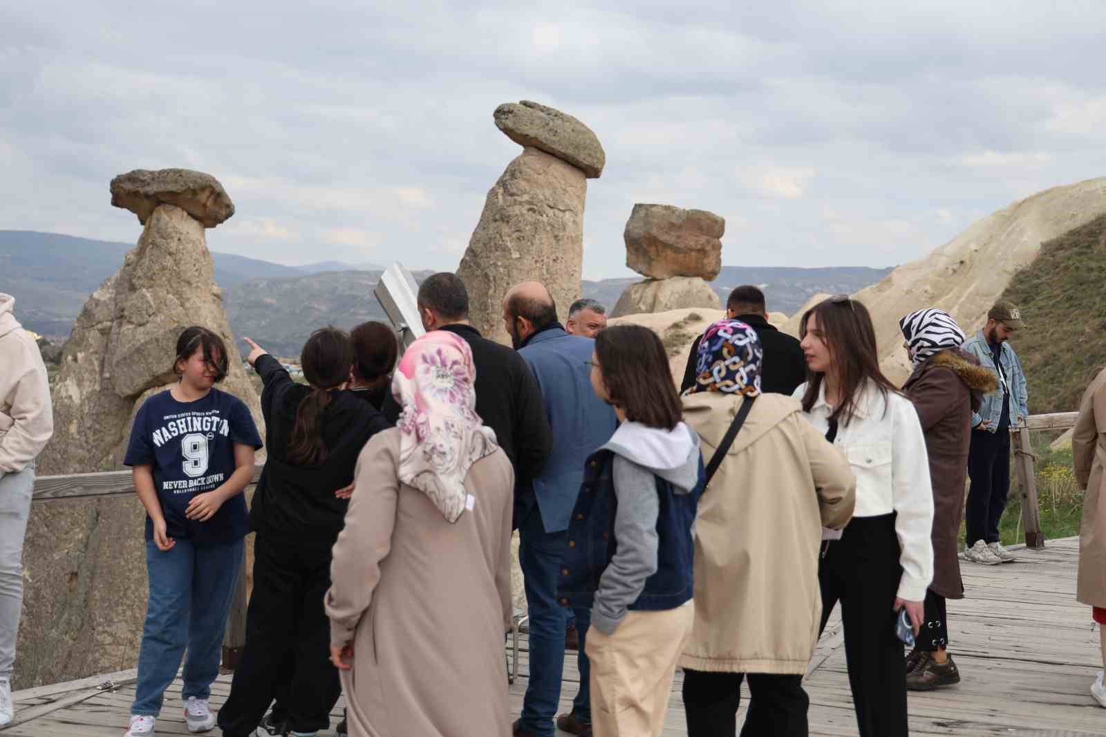 Kapadokya’yı 9 günde 240 bin kişi ziyaret etti