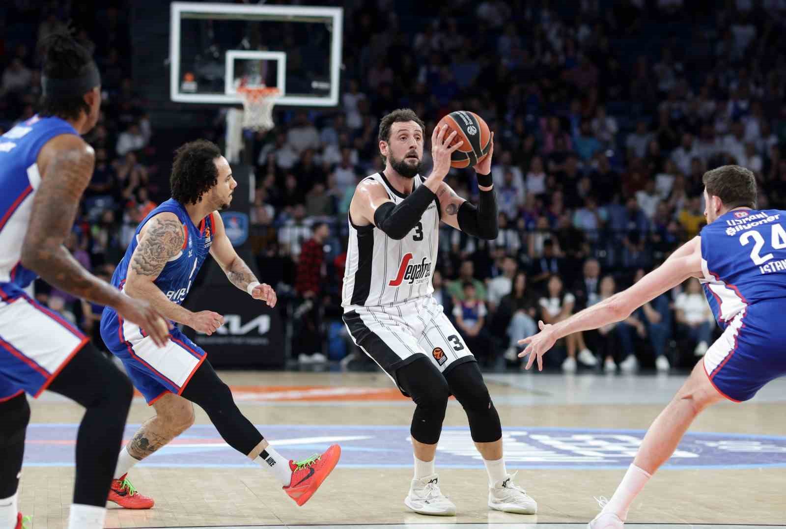 THY EuroLeague: A. Efes: 64 - Virtus Bologna: 67

