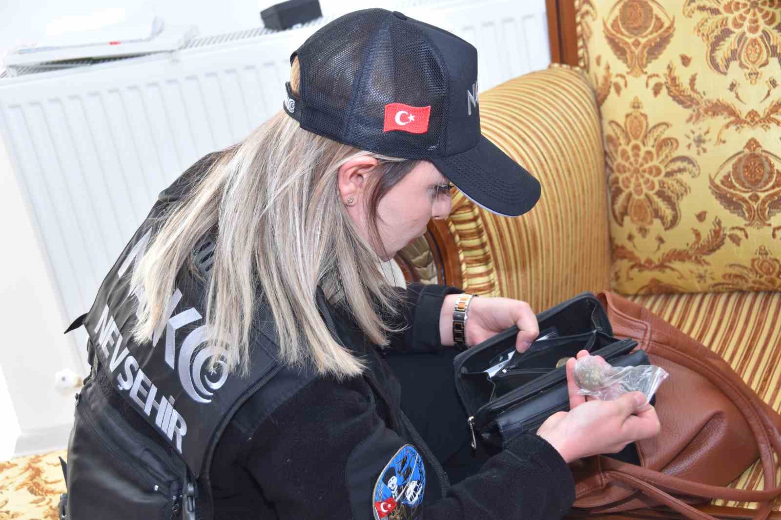Nevşehir’de helikopterli narkotik operasyonu: 57 gözaltı
