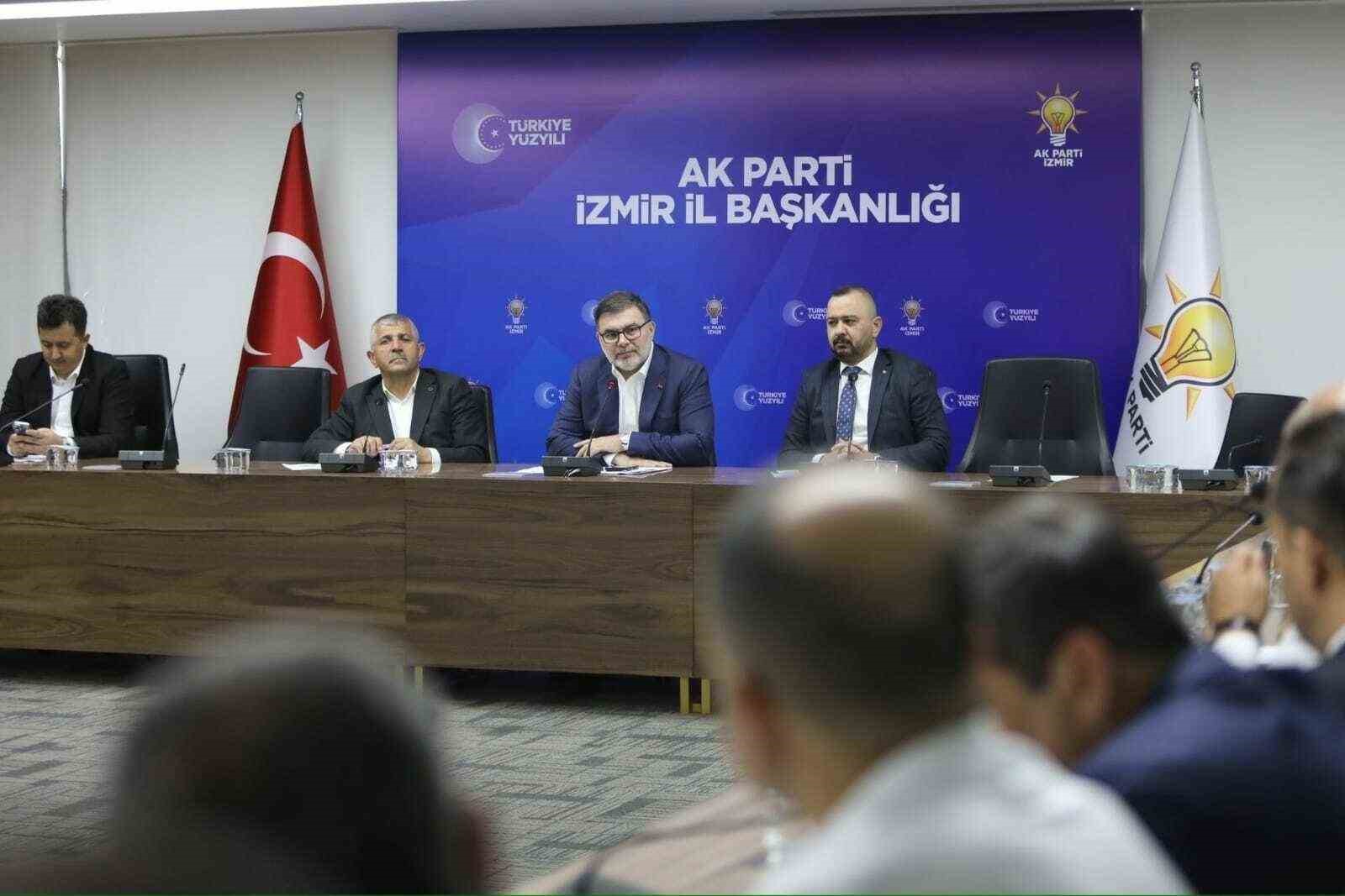 AK Parti İzmir İl Başkanı Saygılı: "Kum saati işlemeye başladı"
