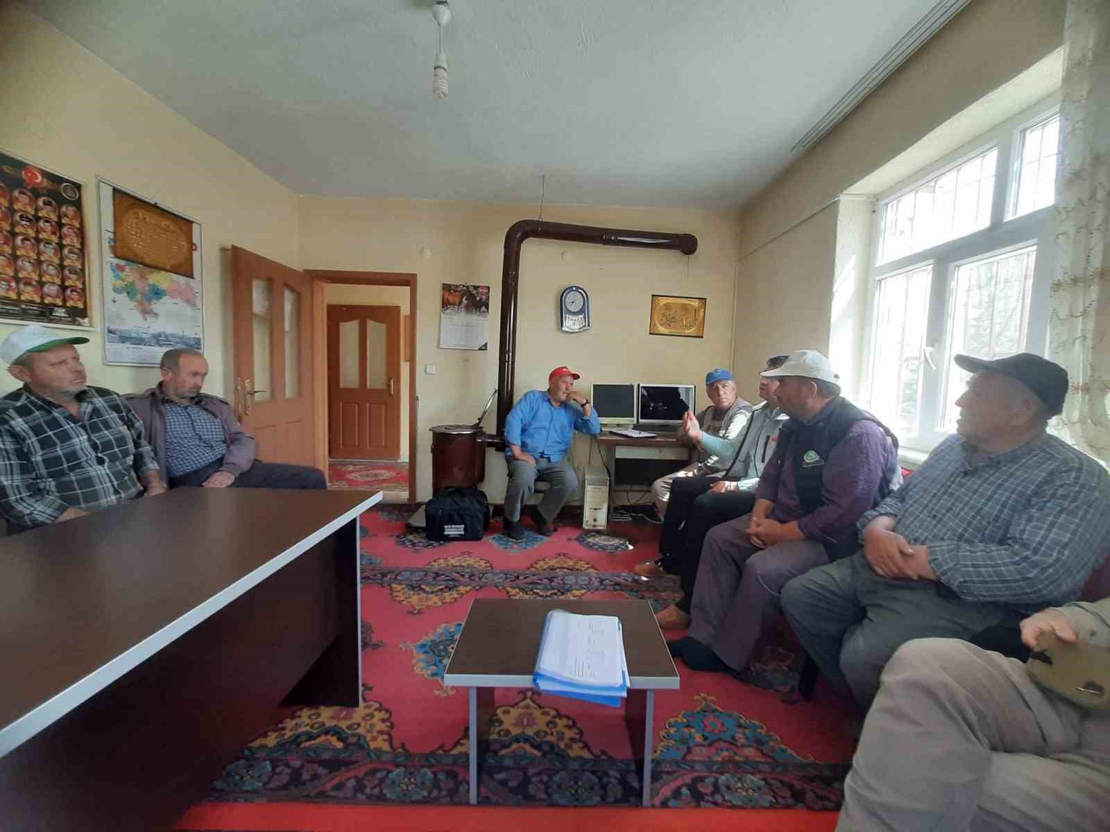 Konya’da çiftçi bilgilendirme toplantıları sürüyor

