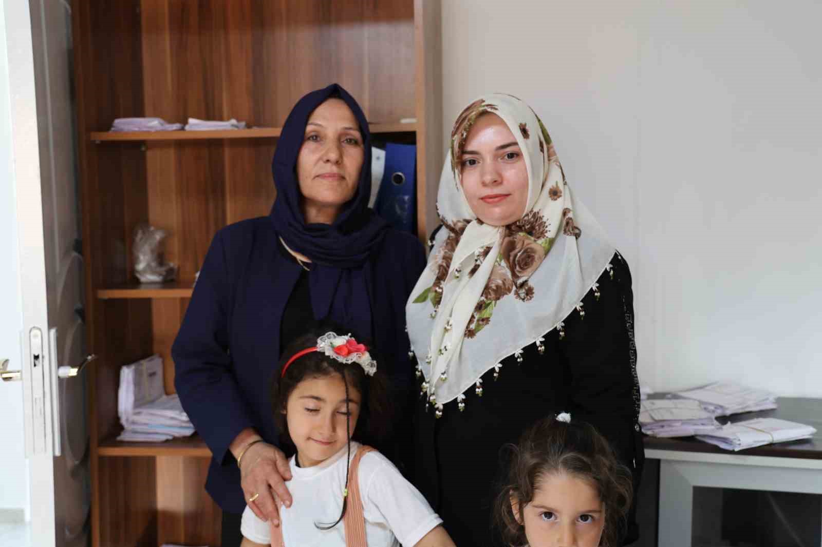 Diyarbakır’da kadın muhtar, ikinci adaylığında 25 yıllık muhtarı devirdi
