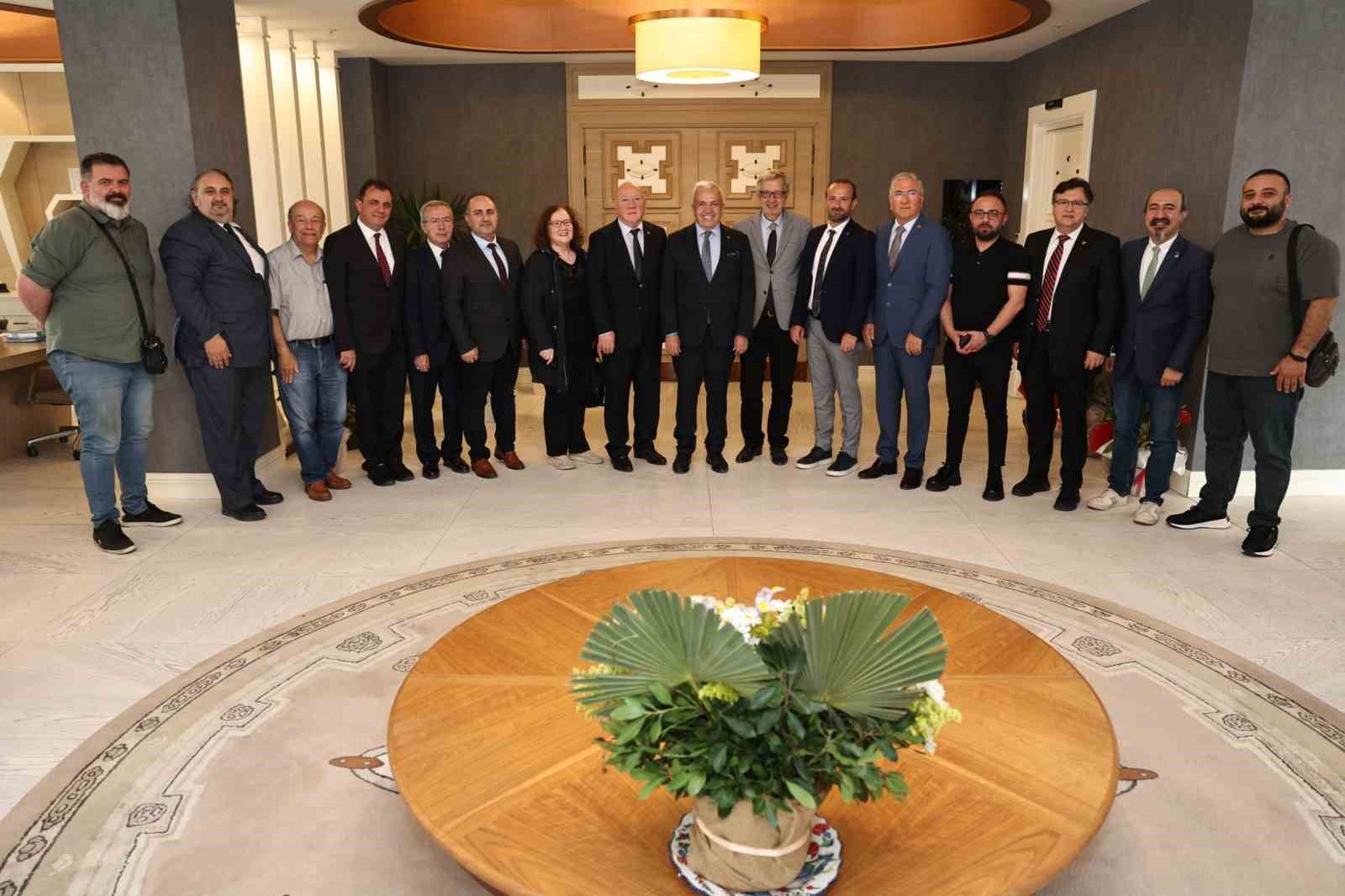 Başkan Şadi Özdemir: "Nilüfer tehlikenin eşiğinde"
