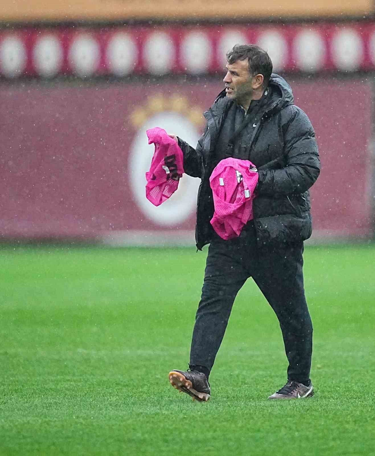 Galatasaray, Pendikspor ma&ccedil;ı hazırlıklarını tamamladı
