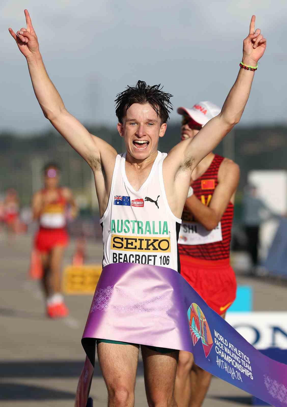 Dünya Yürüyüş Şampiyonası, kadın ve erkekler 20 kilometre yarışlarıyla sürdü
