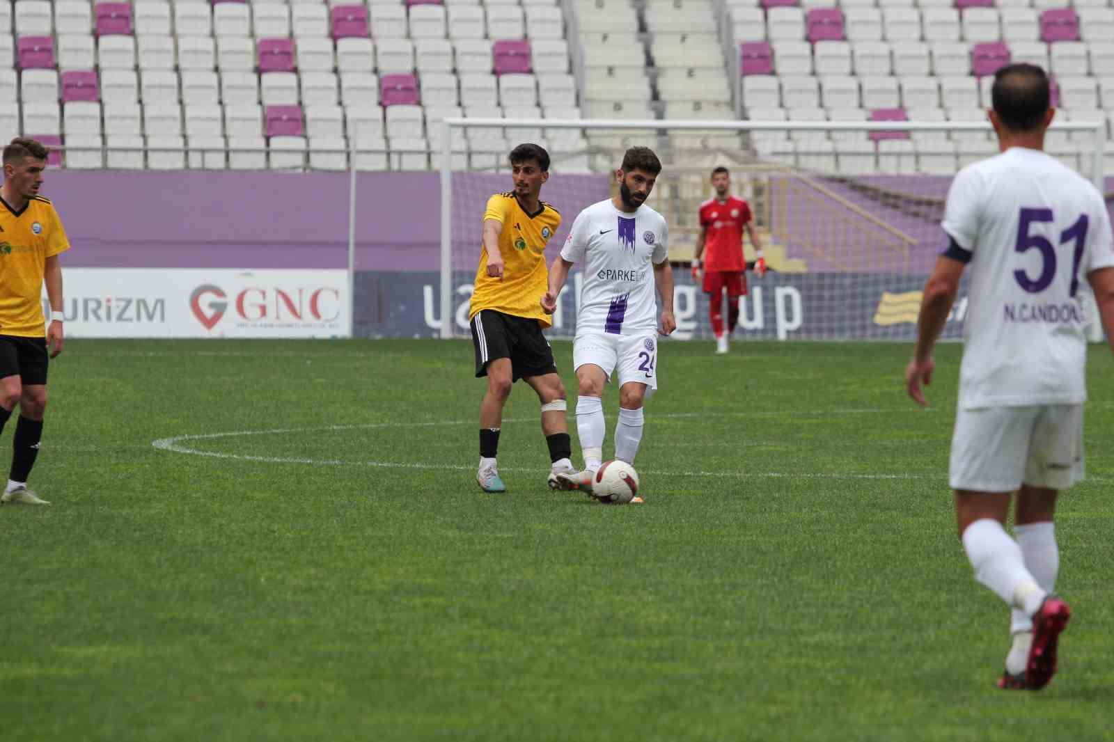 TFF 3. Lig: 52 Orduspor: 3 - Küçükçekmece Sinopspor: 3
