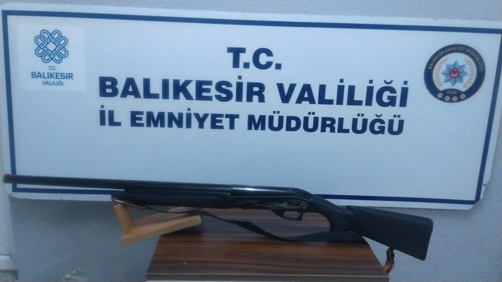 Edremit’te iki grup arasında çıkan silahlı kavgada 3 kişi tutuklandı