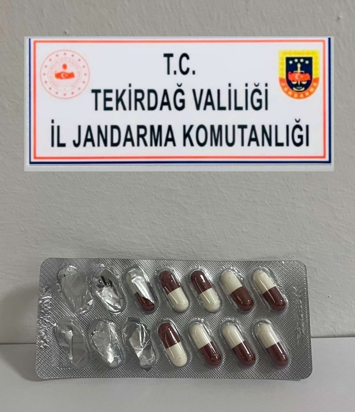 Jandarmanın ka&ccedil;ak kazı operasyonunda 12 kişi yakalandı
