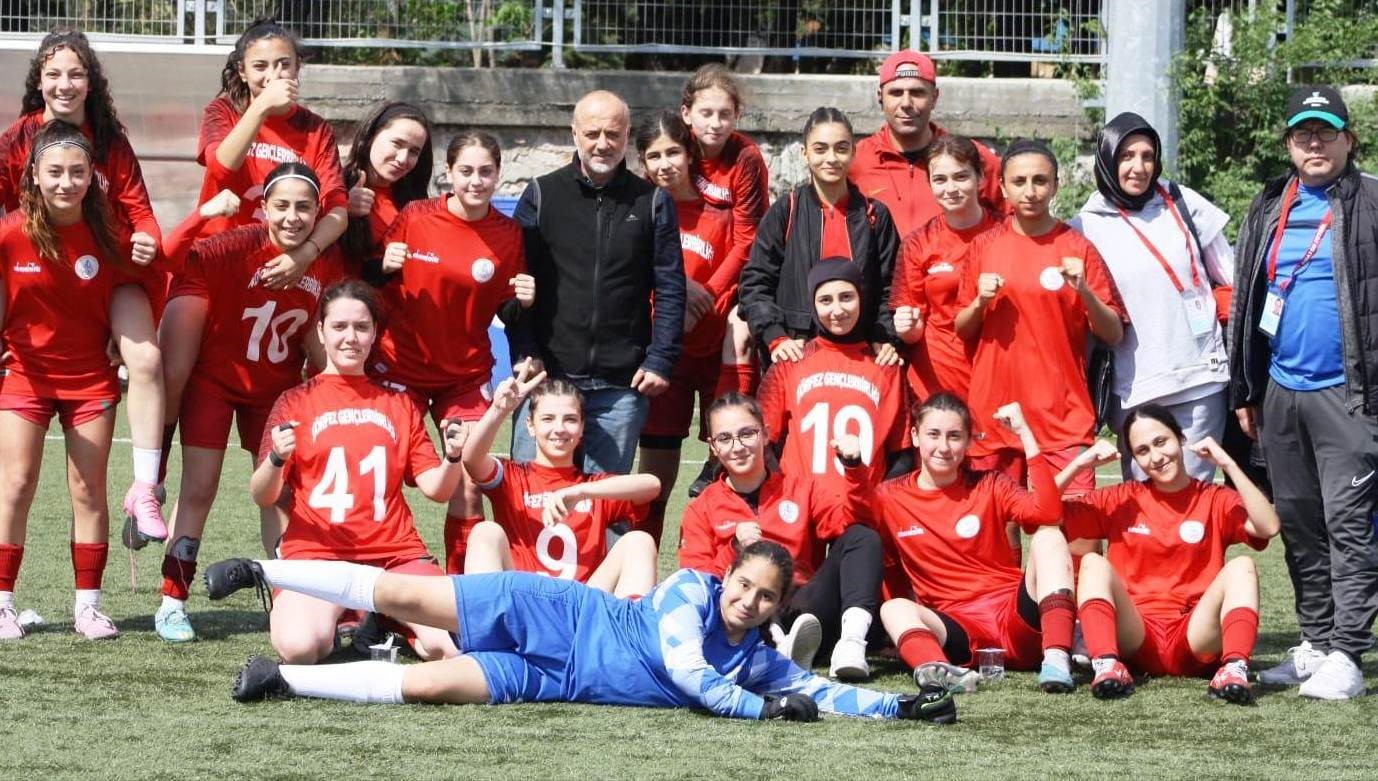 Körfezli kızlar İstanbul Mesudiyespor’u 2-0 yendi
