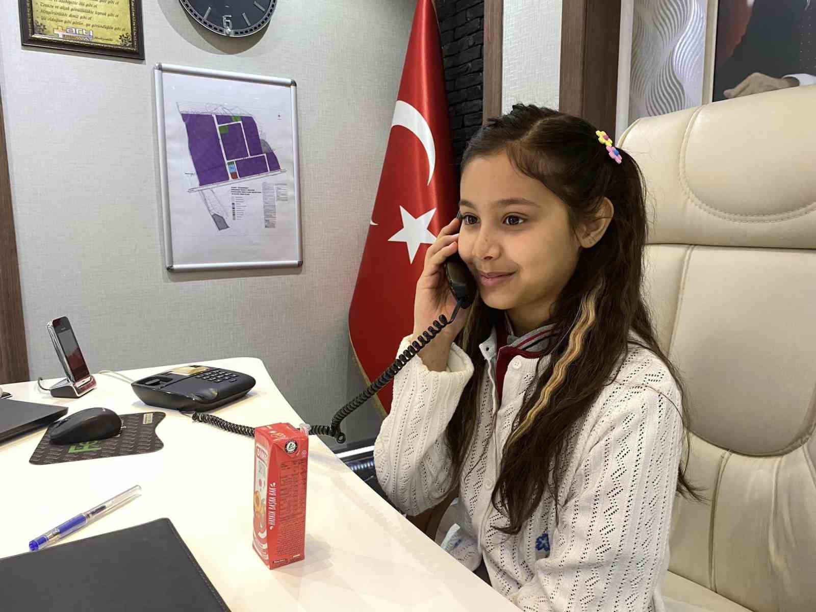 Başkan Erol koltuğunu devretti