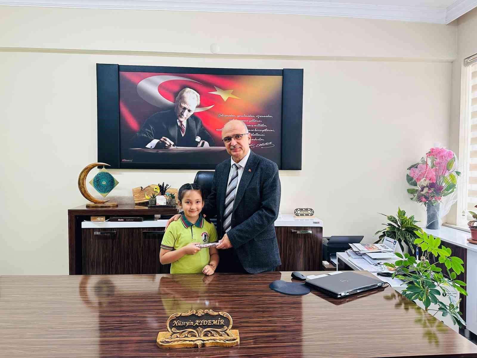 Havran&rsquo;da makam koltukları &ccedil;ocuklara devredildi
