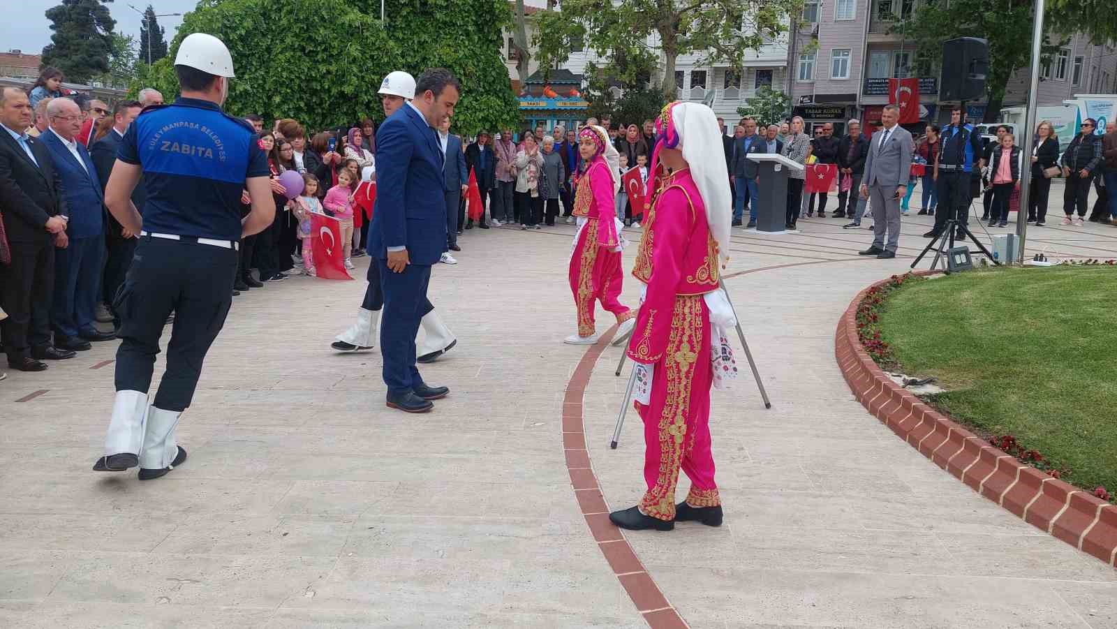 Tekirdağ&rsquo;da 23 Nisan kutlamaları 6 &uuml;lkenin katılımıyla başladı
