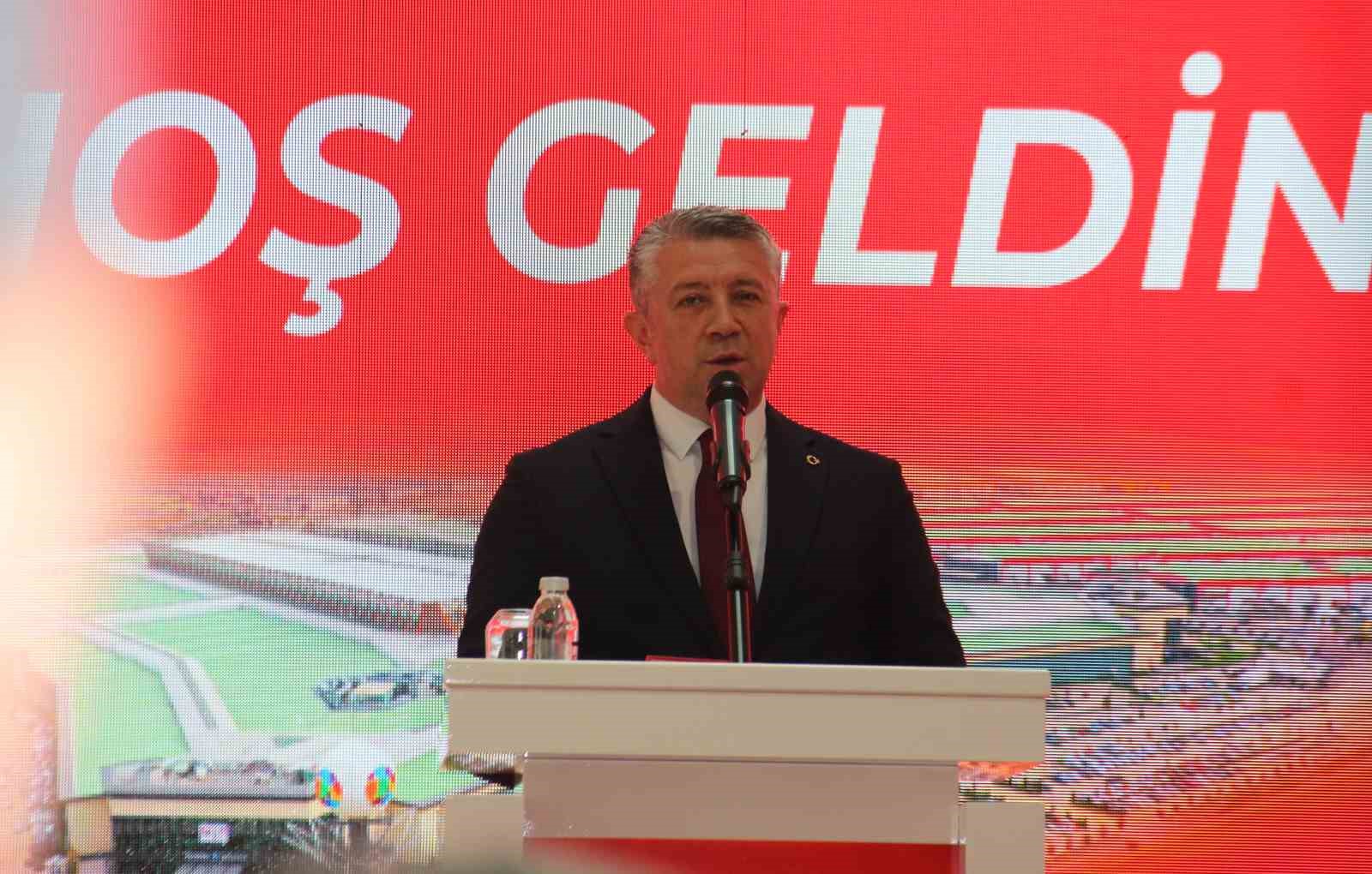 KumsMall’da ’Mobilyada Moda Show’ başladı