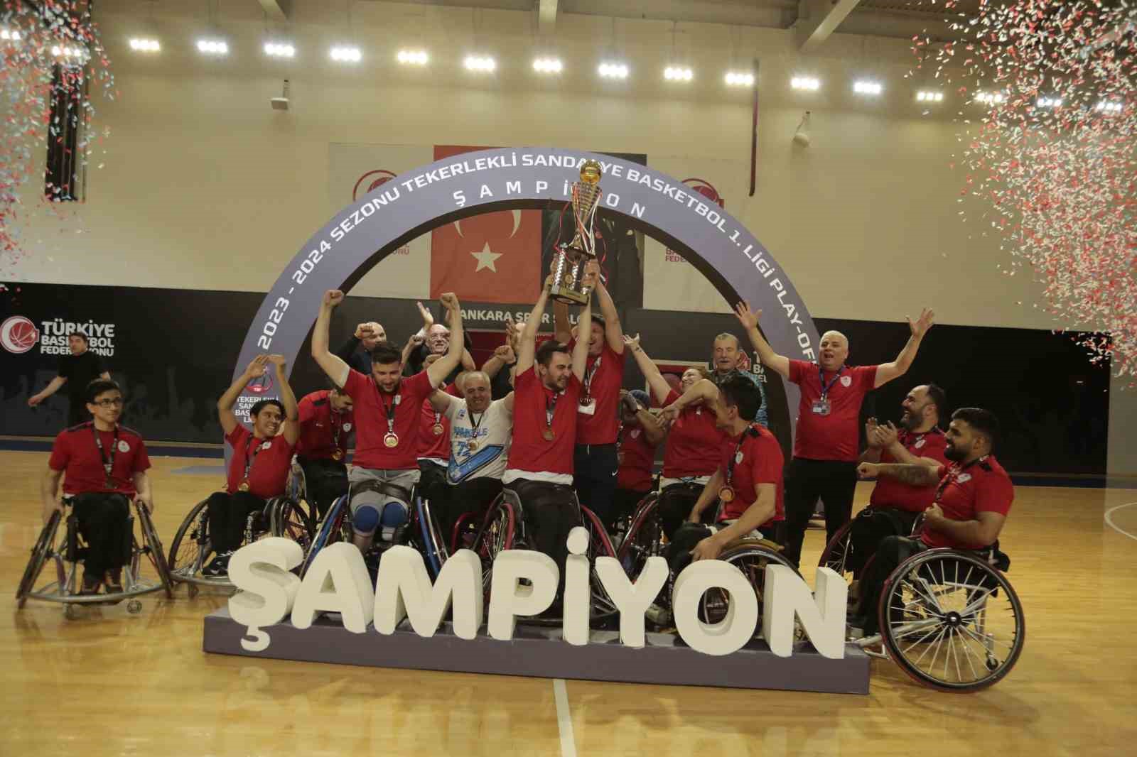 Pamukkale Belediyespor Tekerlekli Sandalye Basketbol Takımı şampiyon oldu
