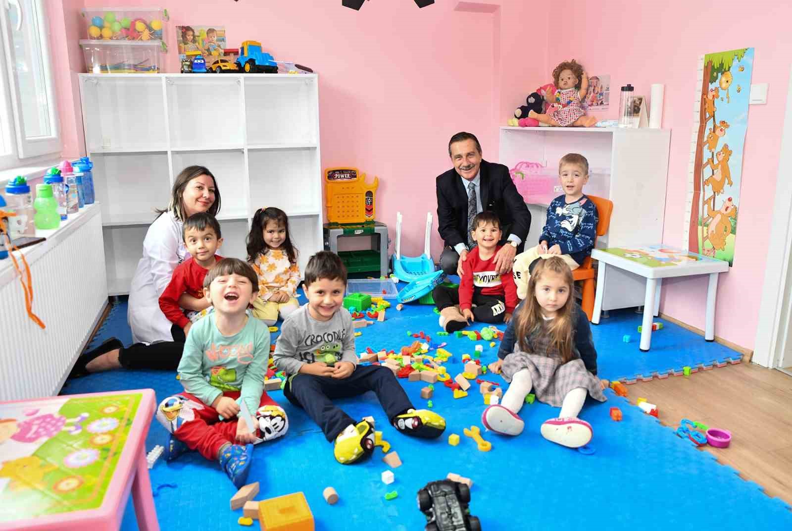 Tepebaşı’nda çocuklar geleceğe umutla bakıyor