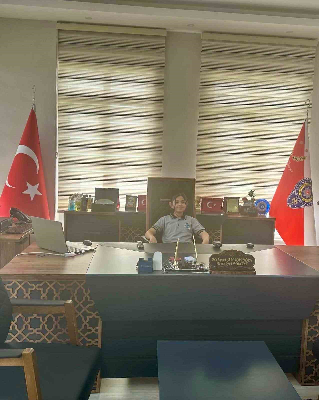 Gazipaşa İl&ccedil;e Emniyet M&uuml;d&uuml;r&uuml; Kayhan koltuğunu Buse&rsquo;ye devretti
