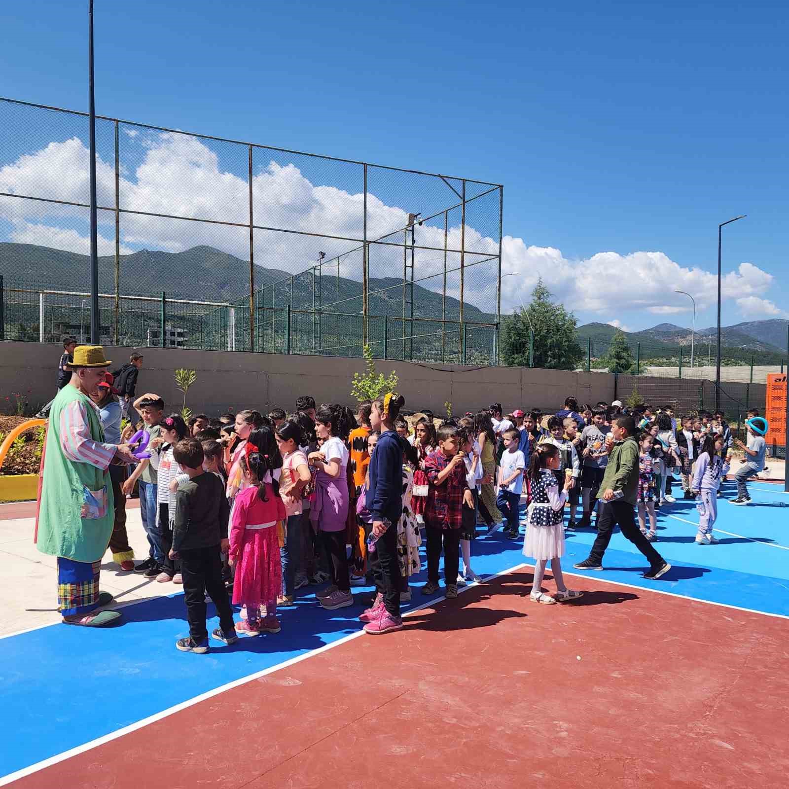 Enerjisa Atatürk İlkokulu Hatay’da açıldı
