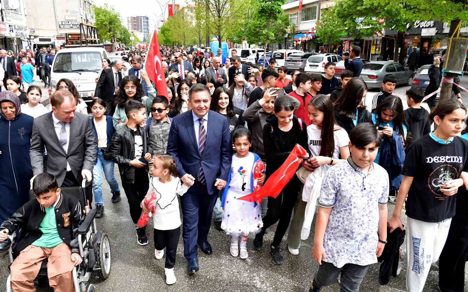 Kırşehir’de çocuklar için oyun etkinlikleri düzenlendi
