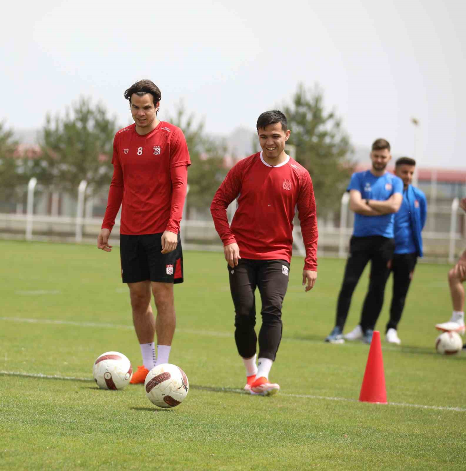 Sivasspor’da Konya maçı hazırlıkları başladı
