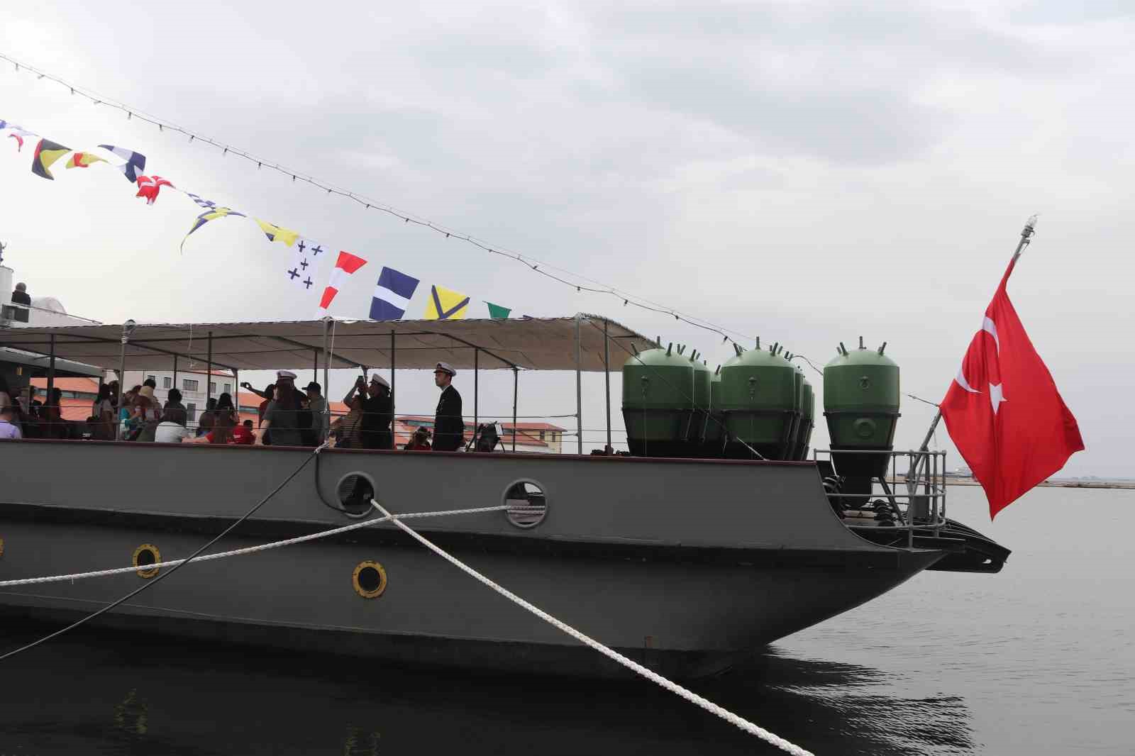 TCG Nusret Müze Gemisi, İzmir’de ziyarete açıldı
