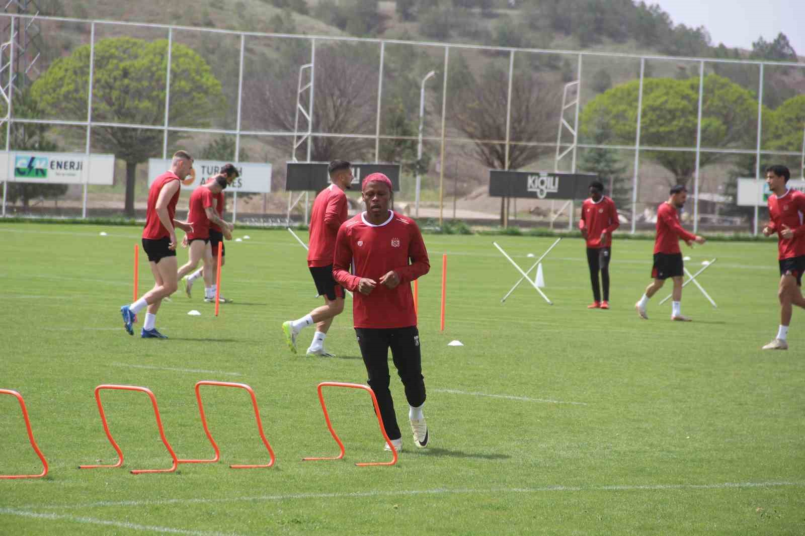 Bülent Uygun: “Konyaspor’u yenmek istiyoruz”
