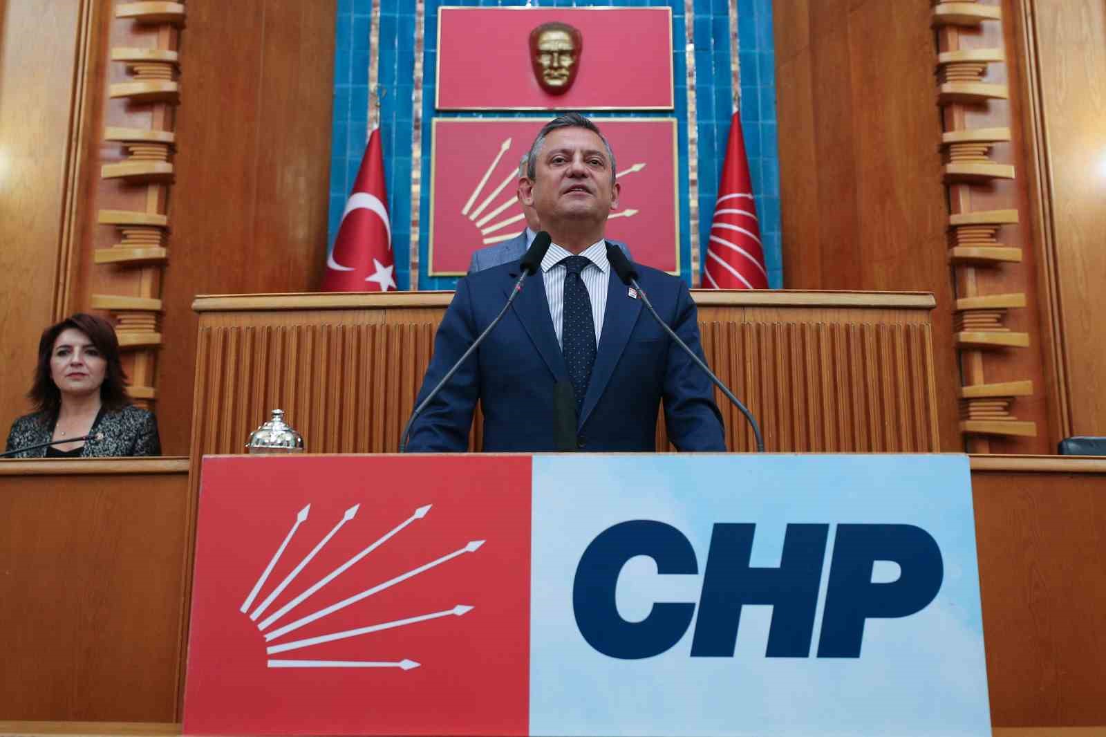 CHP lideri Özel: “23 bin 900 öğretmenin atanması asla kabul edilemez”