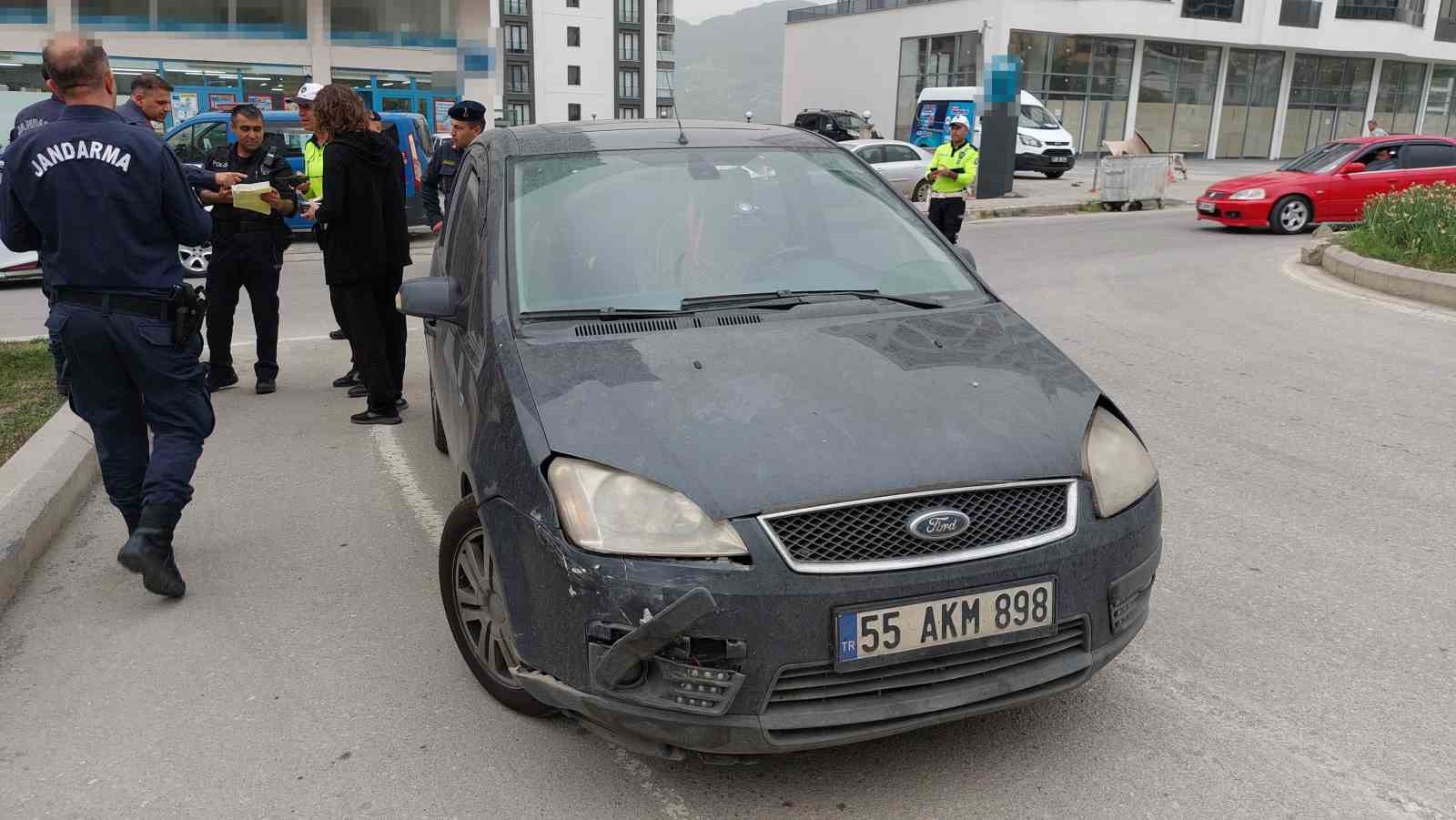 Samsun’da iki otomobil çarpıştı: 1 yaralı
