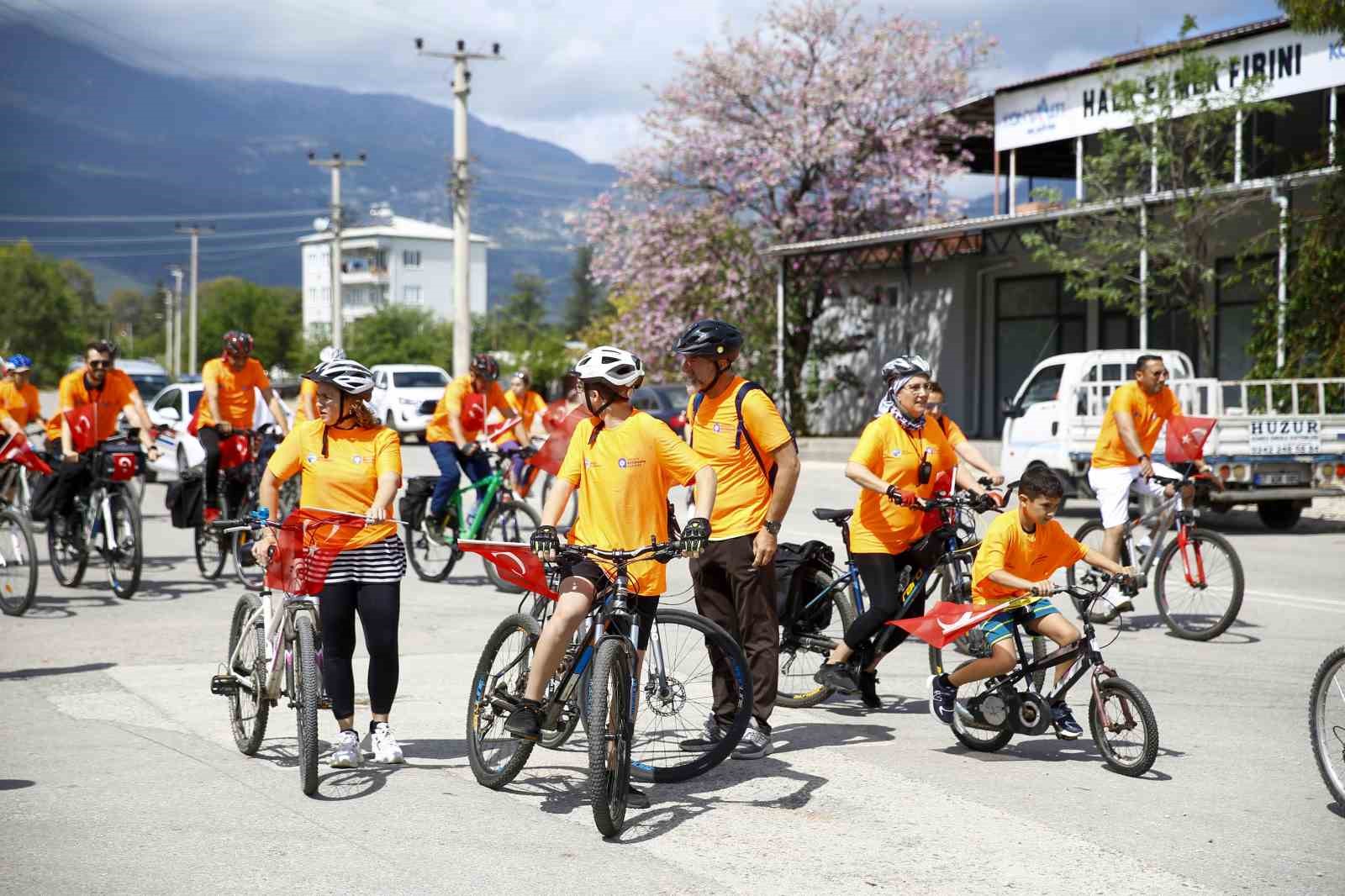Büyükşehirden kırsalda vatandaşlara bisiklet turu
