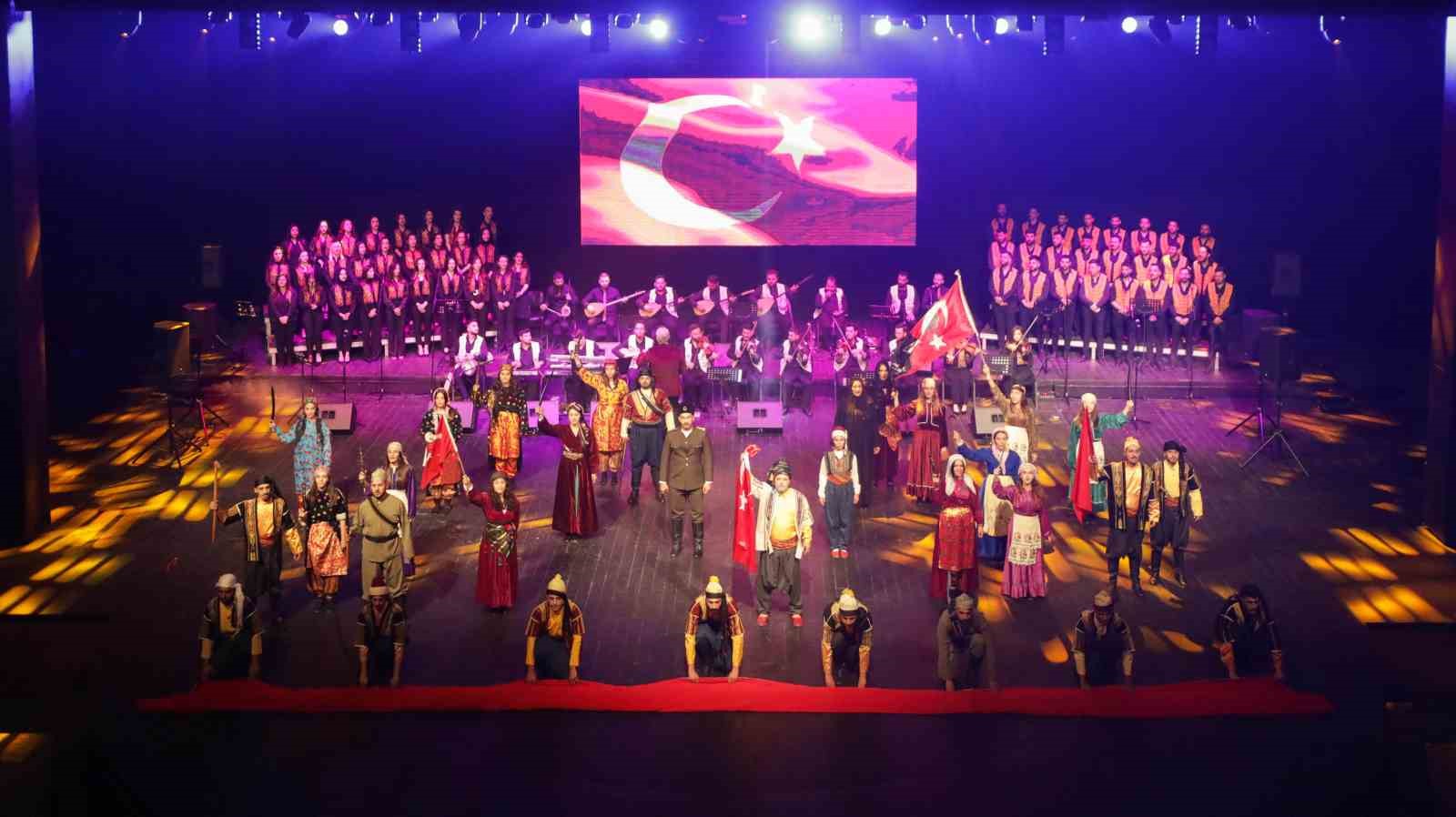 "Gazi’m Antep” konseri izleyicileri büyüledi
