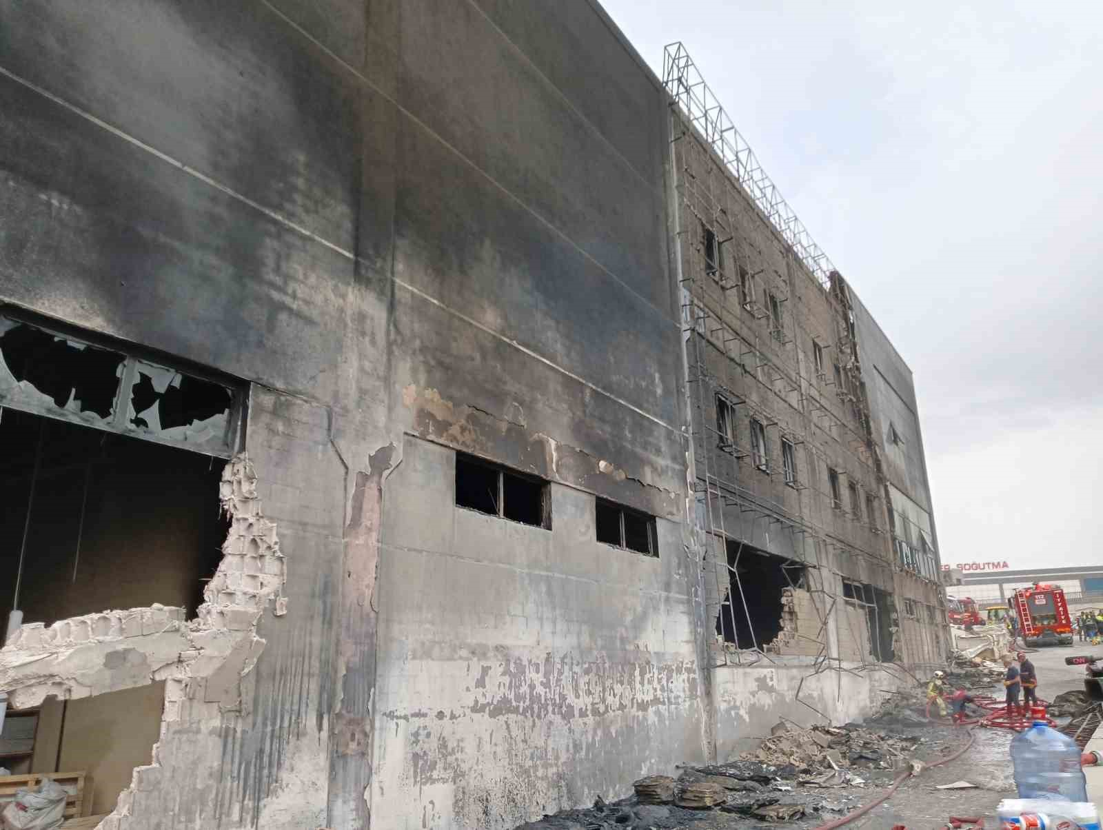 Ankara’daki fabrika yangını kontrol altına alındı
