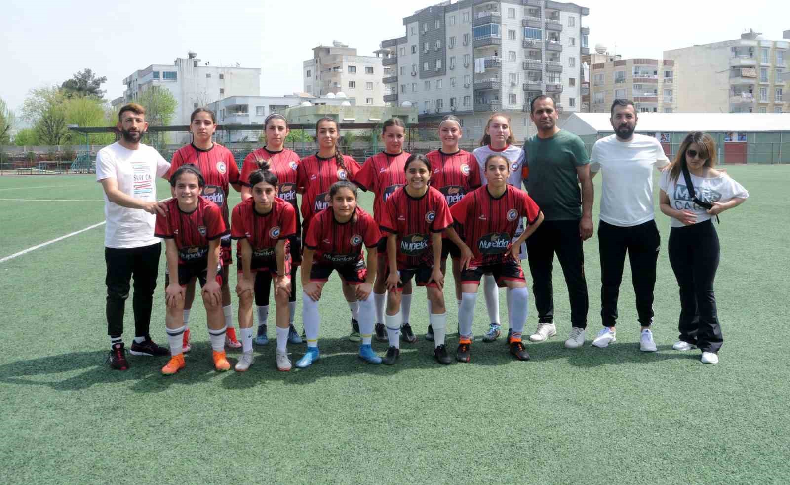 Cizre Kadın Futbol Takımı, play-offlarda
