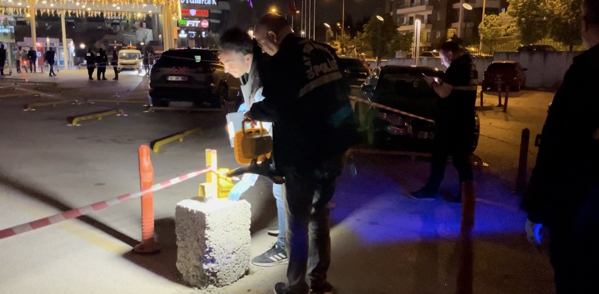 Bursa’da eğlence merkezinde silahlı kavga: 1 yaralı
