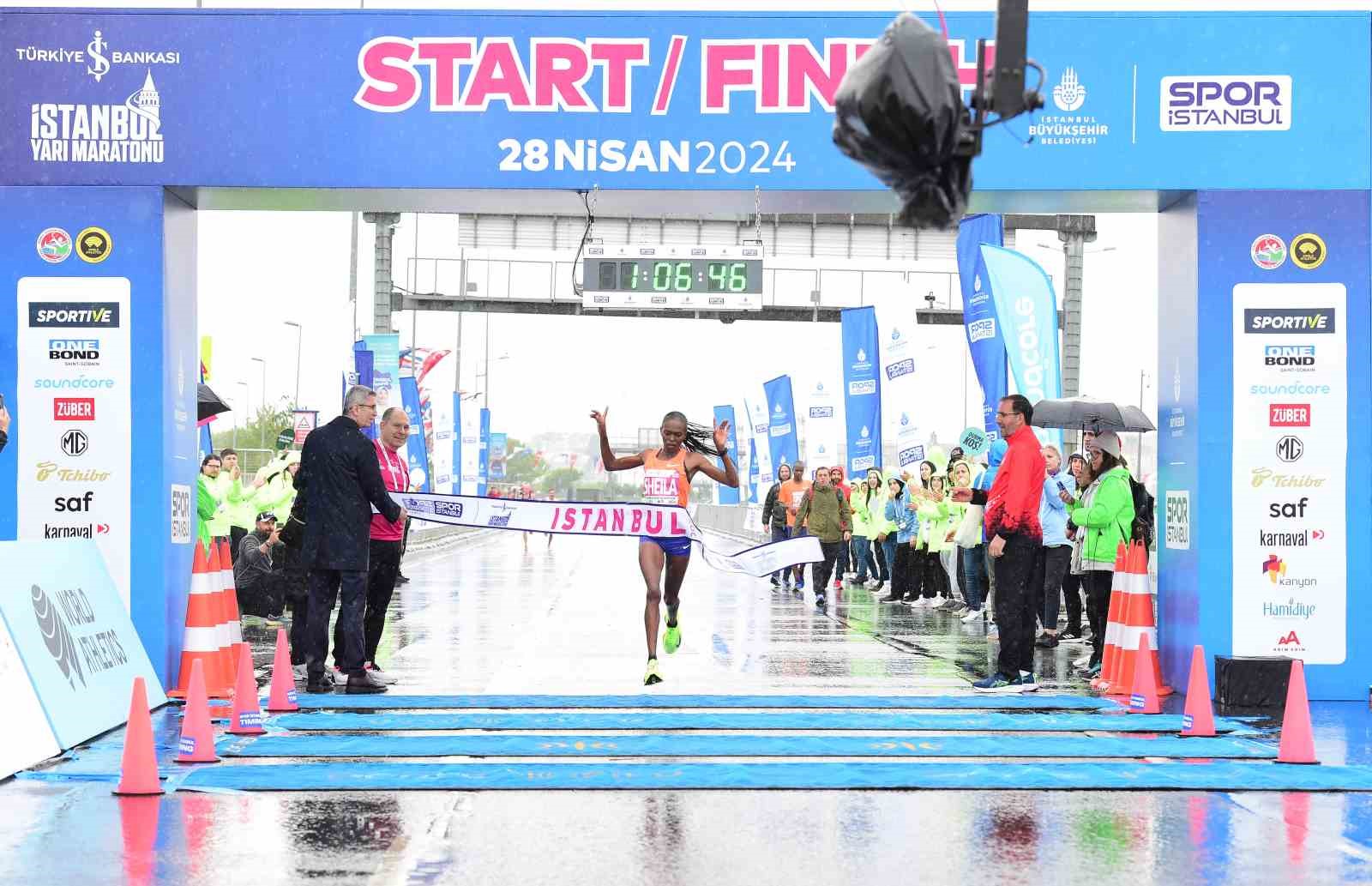 Türkiye İş Bankası 19. İstanbul Yarı Maratonu’nu erkeklerde Hicham Amghar, kadınlar Sheila Chelangat kazandı
