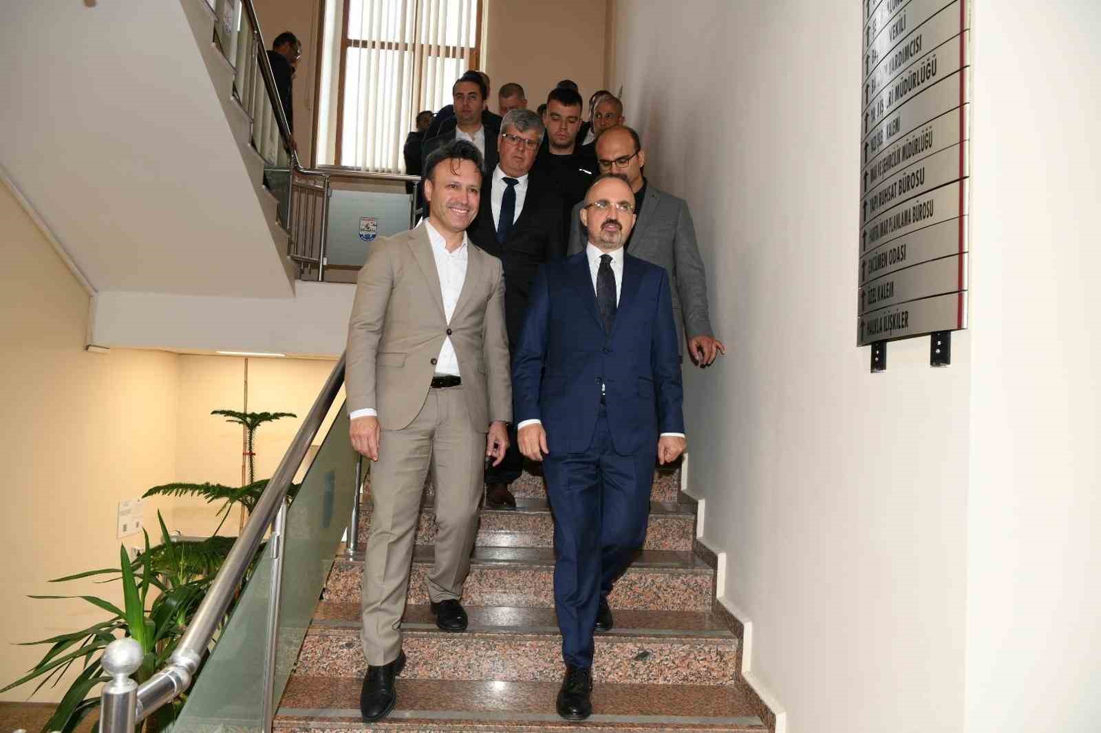 İ&ccedil;işleri Bakan Yardımcısı Turan: Biz hala T&uuml;rkiye&rsquo;yi y&ouml;neten partiyiz
