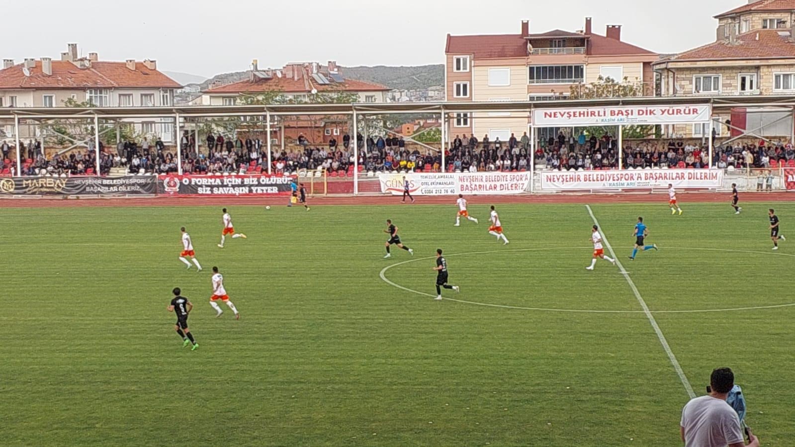 Nevşehir Belediyespor’dan son anda ligden düşmekten kurtuldu