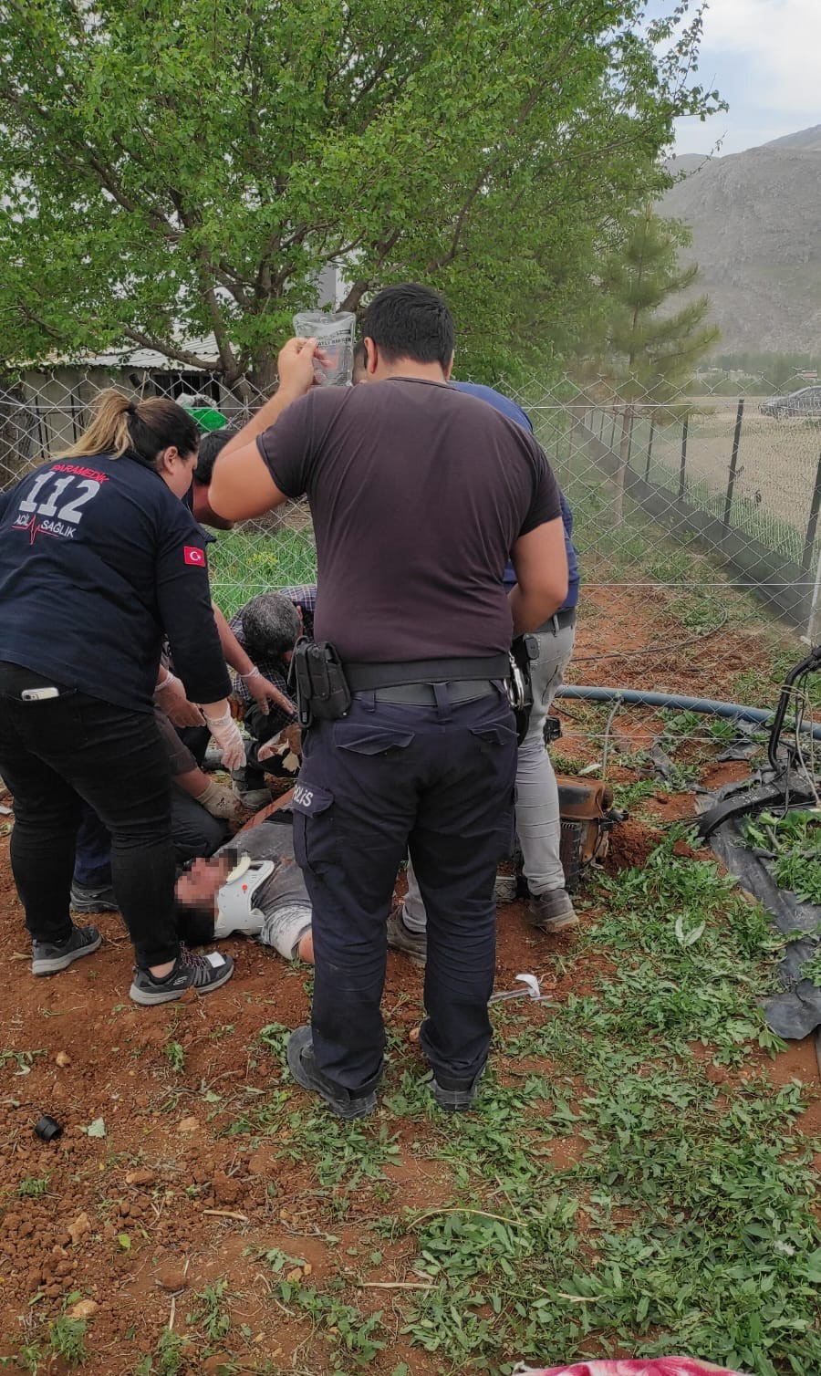 Bacağını &ccedil;apa motoruna kaptıran şahıs ağır yaralandı
