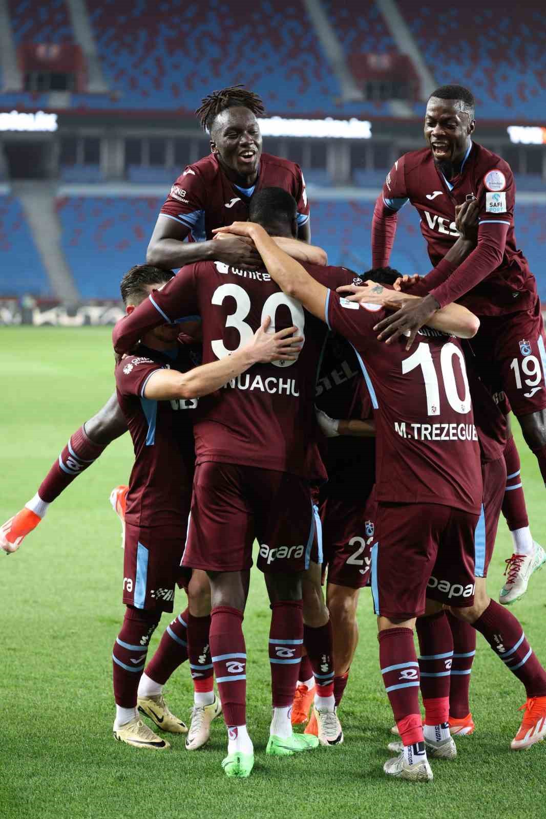 Trendyol Süper Lig: Trabzonspor: 4 - Gaziantep FK: 2 (Maç sonucu)
