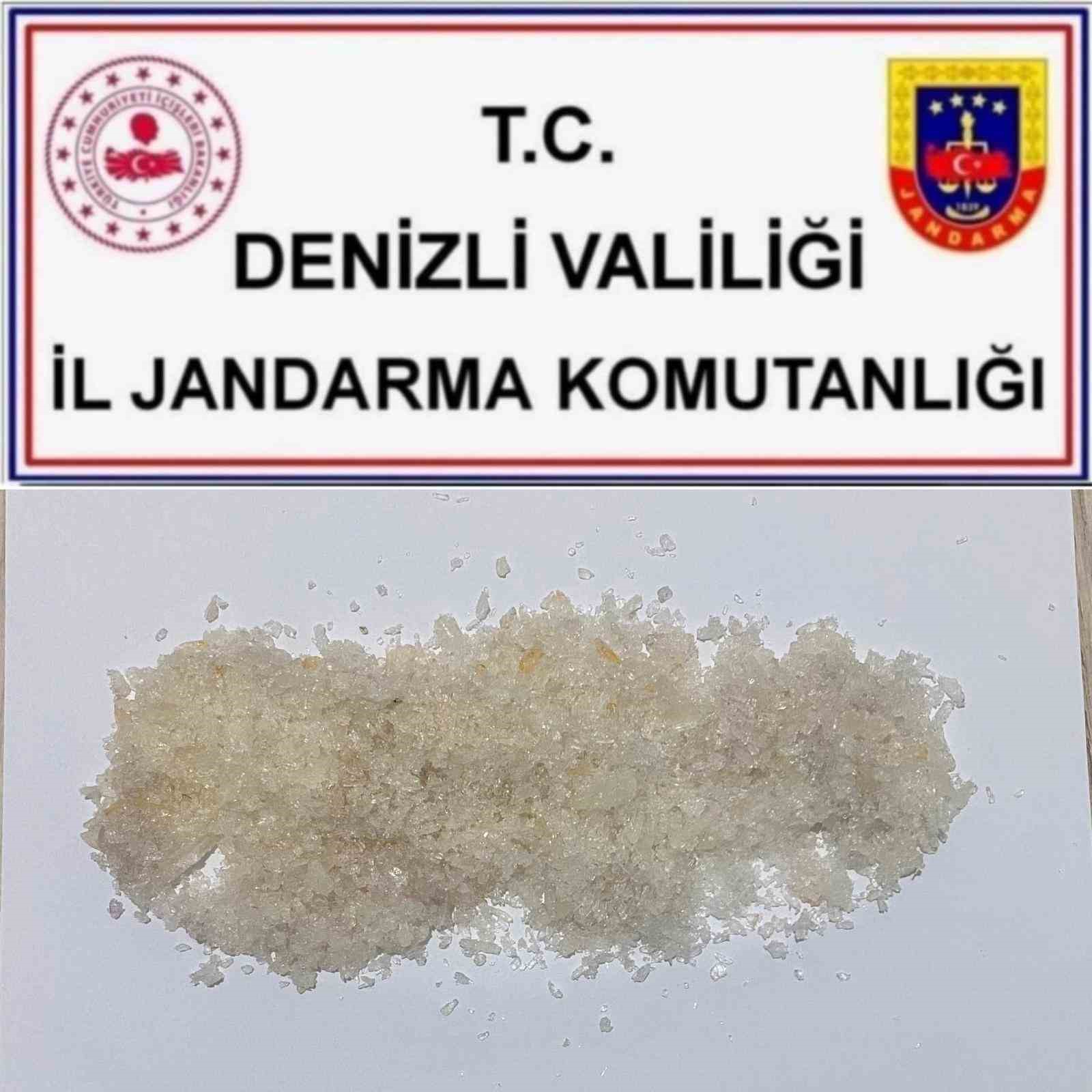 Pikniğe değil zehirlemeye gelmişler
