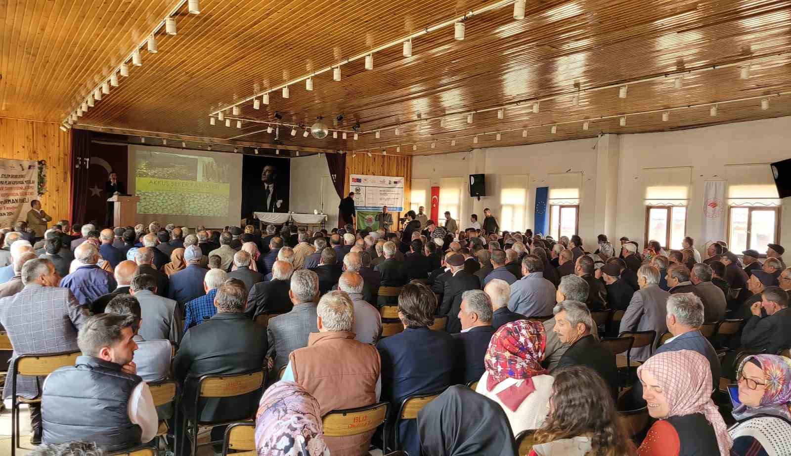 Akkuş şeker fasulyesinin &uuml;retimi g&uuml;vence altına alınacak
