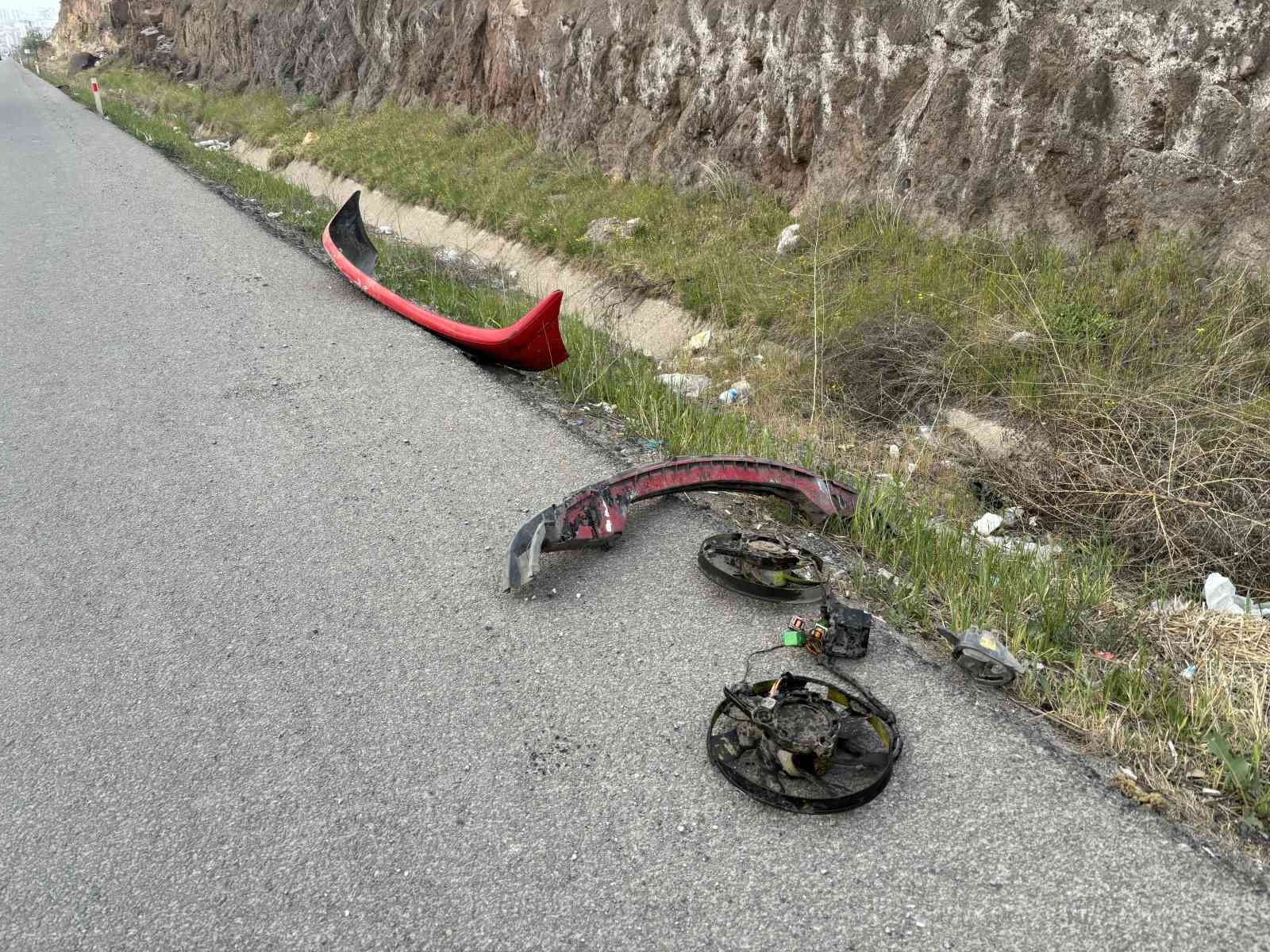Kayseri’de kazada paramparça olan aracın sürücüsü hayatını kaybetti
