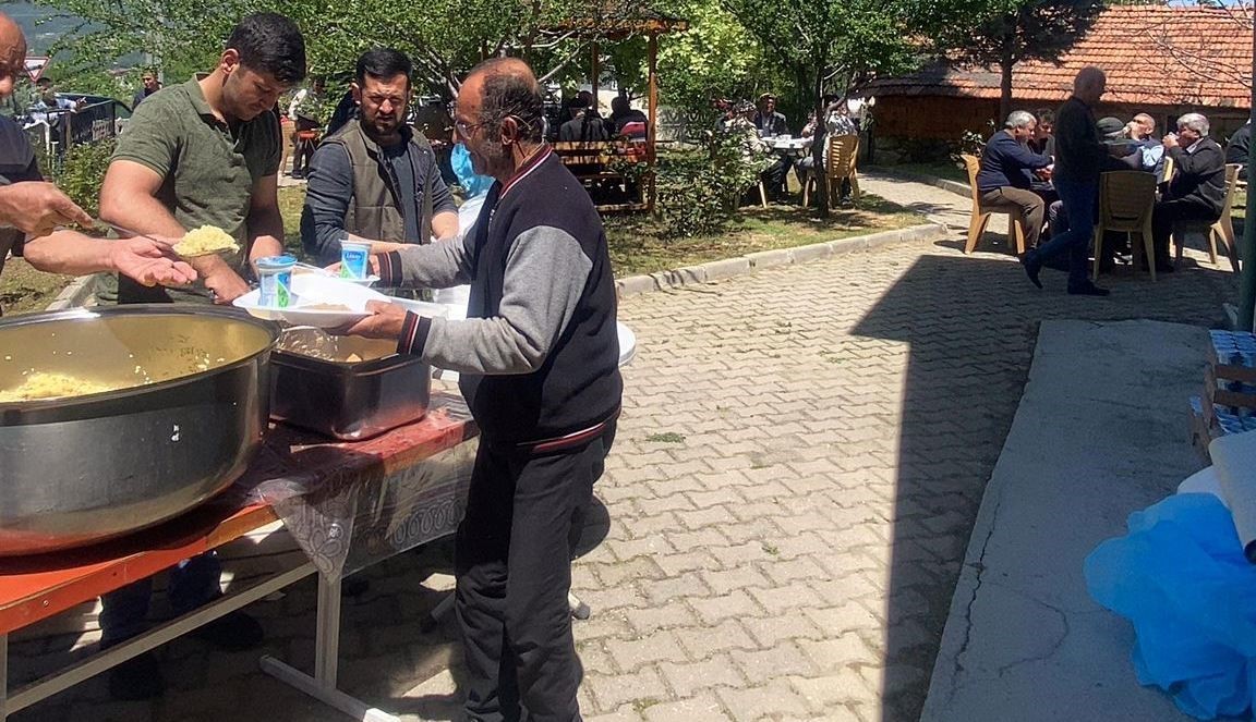 Simav Hisarbey köy camisine Diyanet Okuma Salonu
