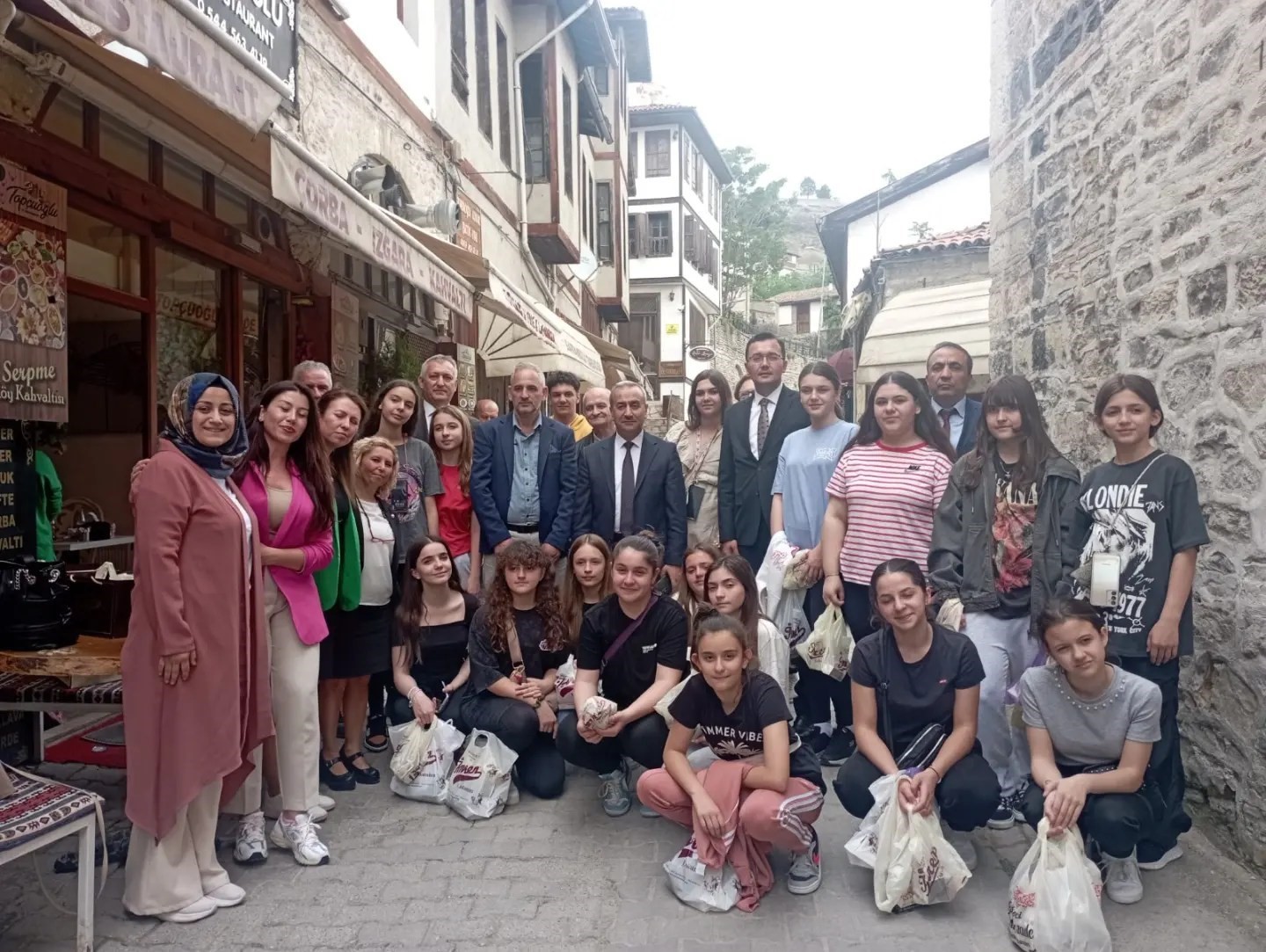 Makedonyalı öğrenciler Safranbolu’yu gezdi
