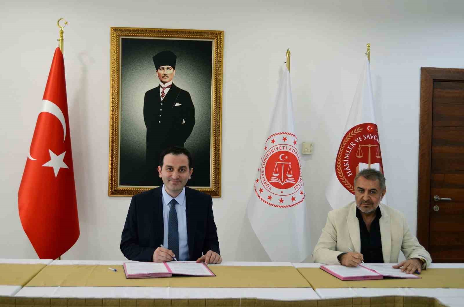 Antalya&rsquo;da hakim, savcı ve adliye personelini sevindirecek protokol
