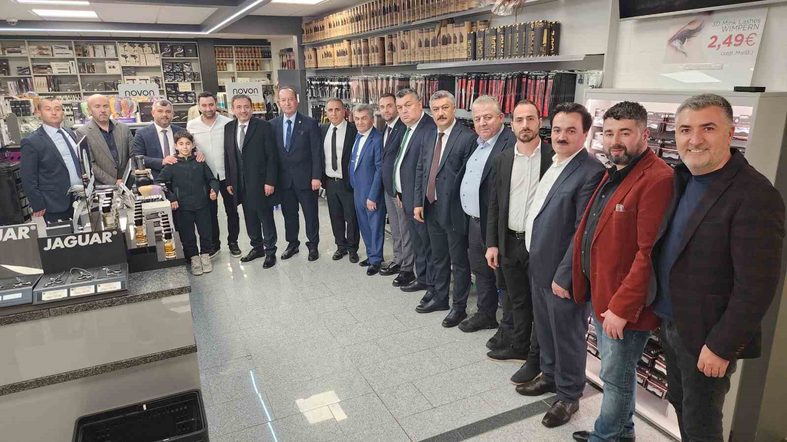 Milletvekilleri Akay ve Keskinkılı&ccedil;&rsquo;tan Almanya &ccedil;ıkarması
