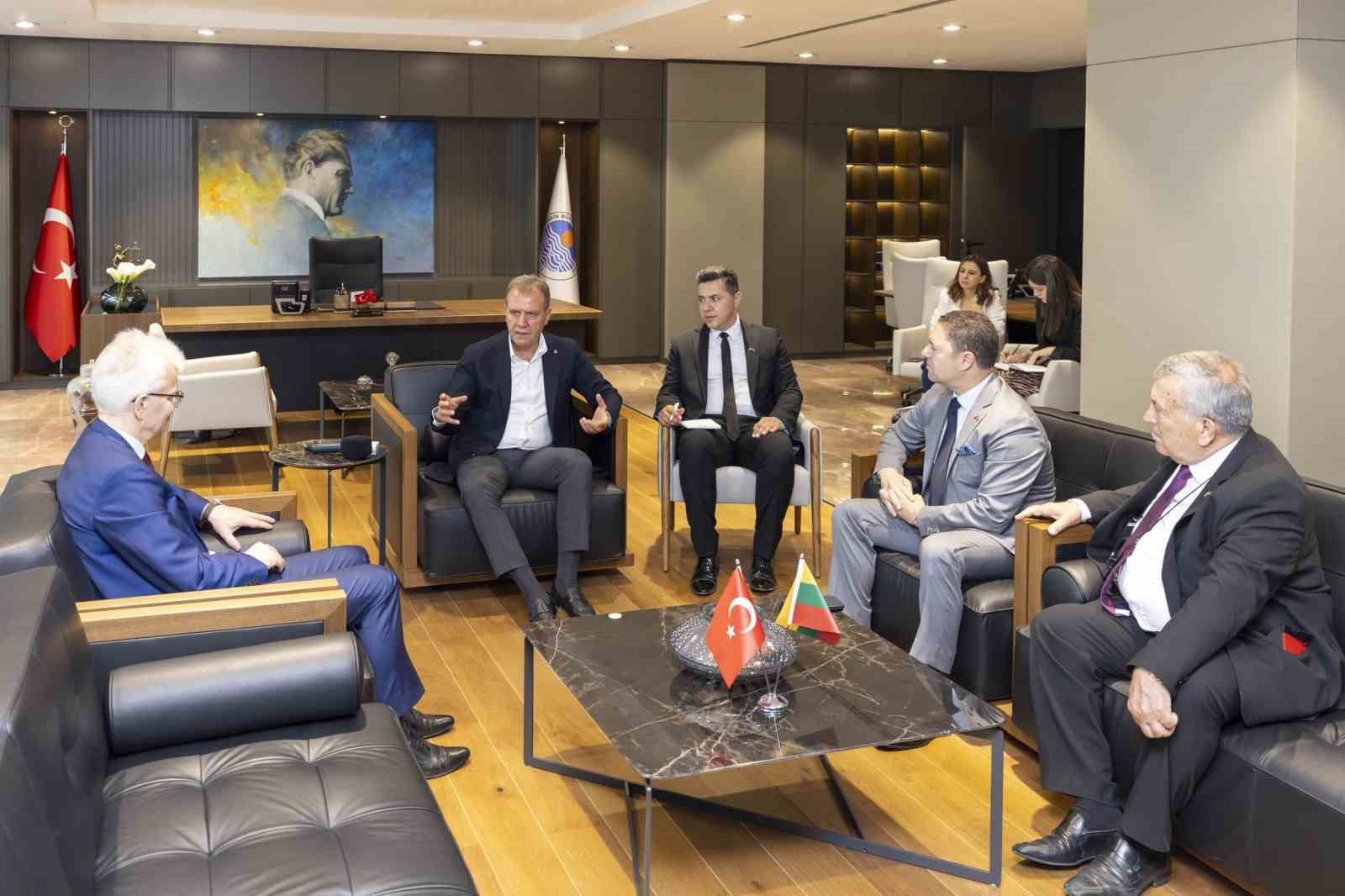 Litvanya Büyükelçisi Degutis’ten Başkan Seçer’e ziyaret
