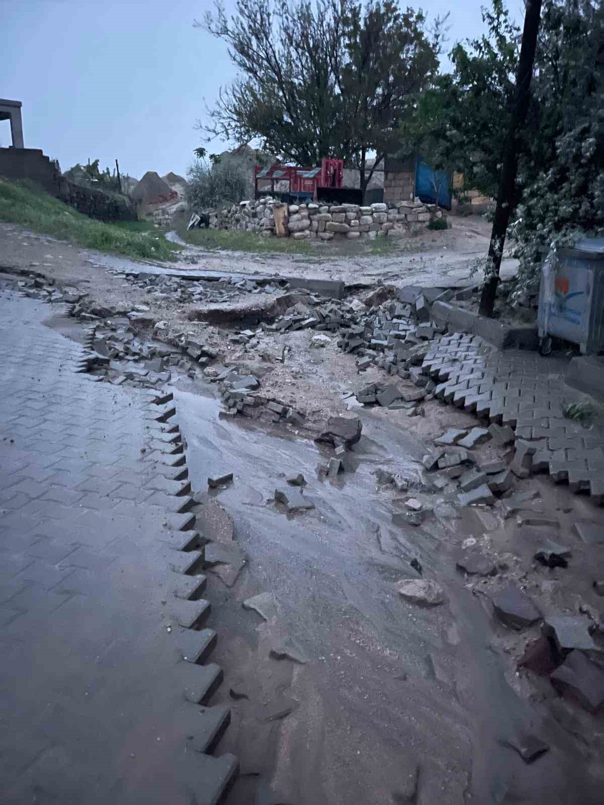 Nevşehir’de sağanak sele yol açtı