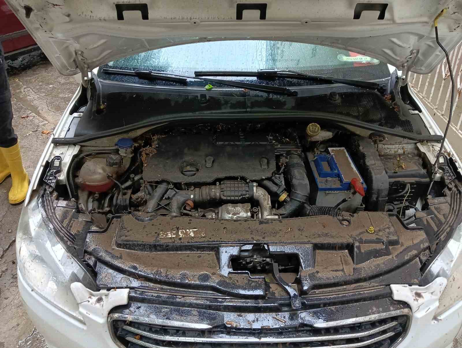 Ankara&rsquo;da selin neden olduğu hasar g&uuml;n&uuml;n aydınlanması ile ortaya &ccedil;ıktı
