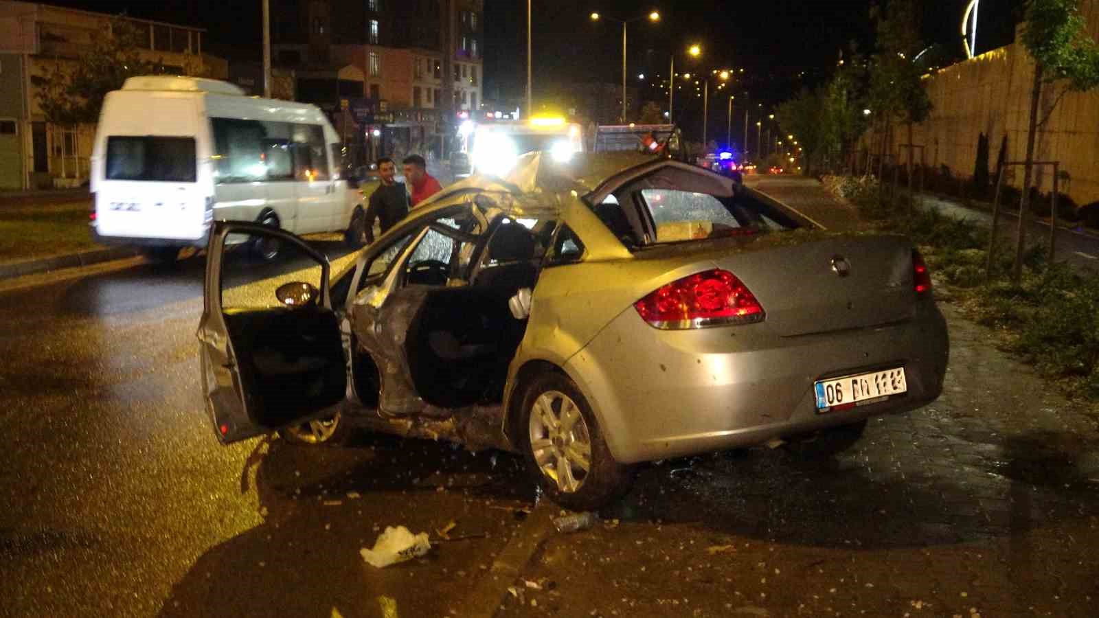 Yozgat’ta kontrolden çıkan otomobil ağaca çarparak durabildi: 1 yaralı
