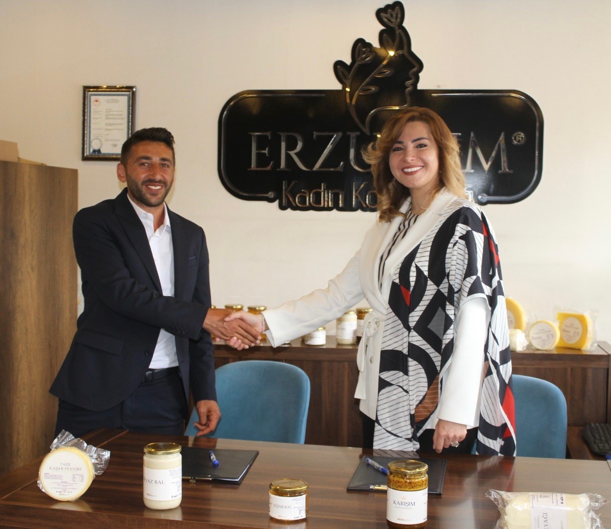 Erzurum Kadın Kooperatifi ve K&ouml;yden Gelsin&rsquo;den işbirliği protokol&uuml;
