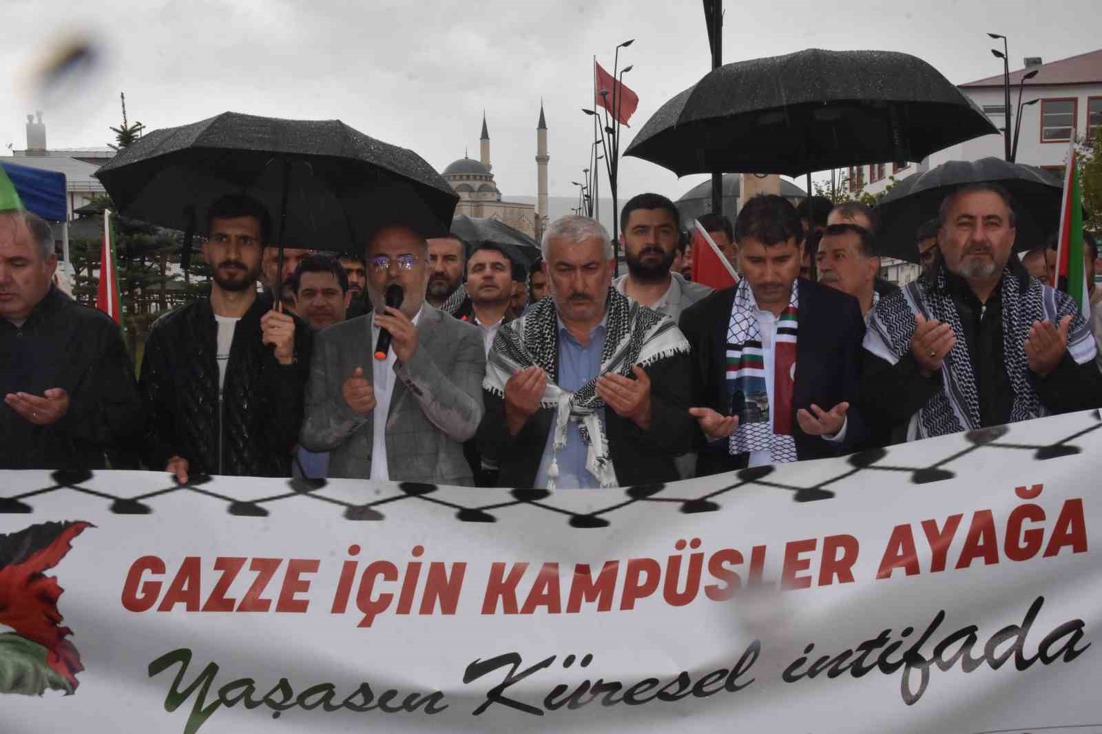 Bitlis Eren &Uuml;niversitesi &ouml;ğrencilerinden, Filistin i&ccedil;in 10 g&uuml;nl&uuml;k oturma eylemi
